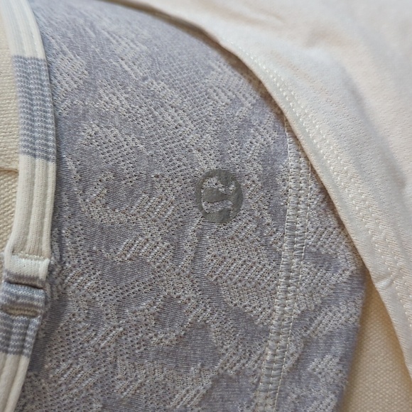 Lululemon size 6 ivory tank with gray accent - Picture 4 of 9